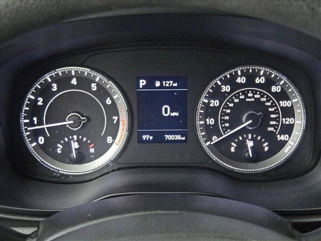 Used 2021 Hyundai Venue SE FWD image 11