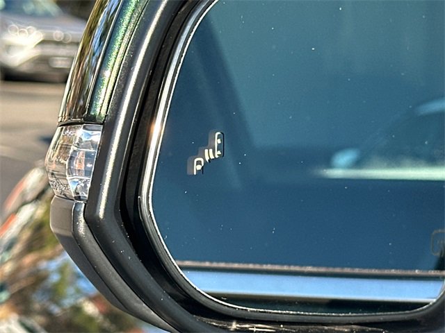 Certified 2025 Toyota Highlander XLE image 21