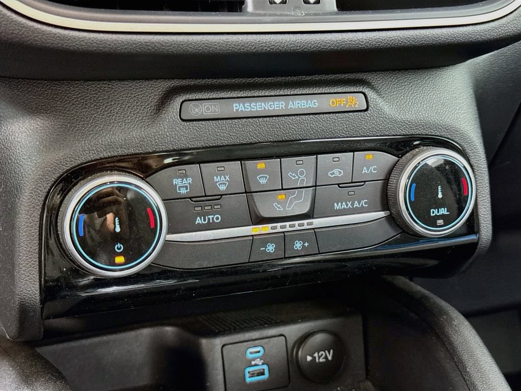 Used 2022 Ford Escape SE w/ Convenience Package FWD image 21