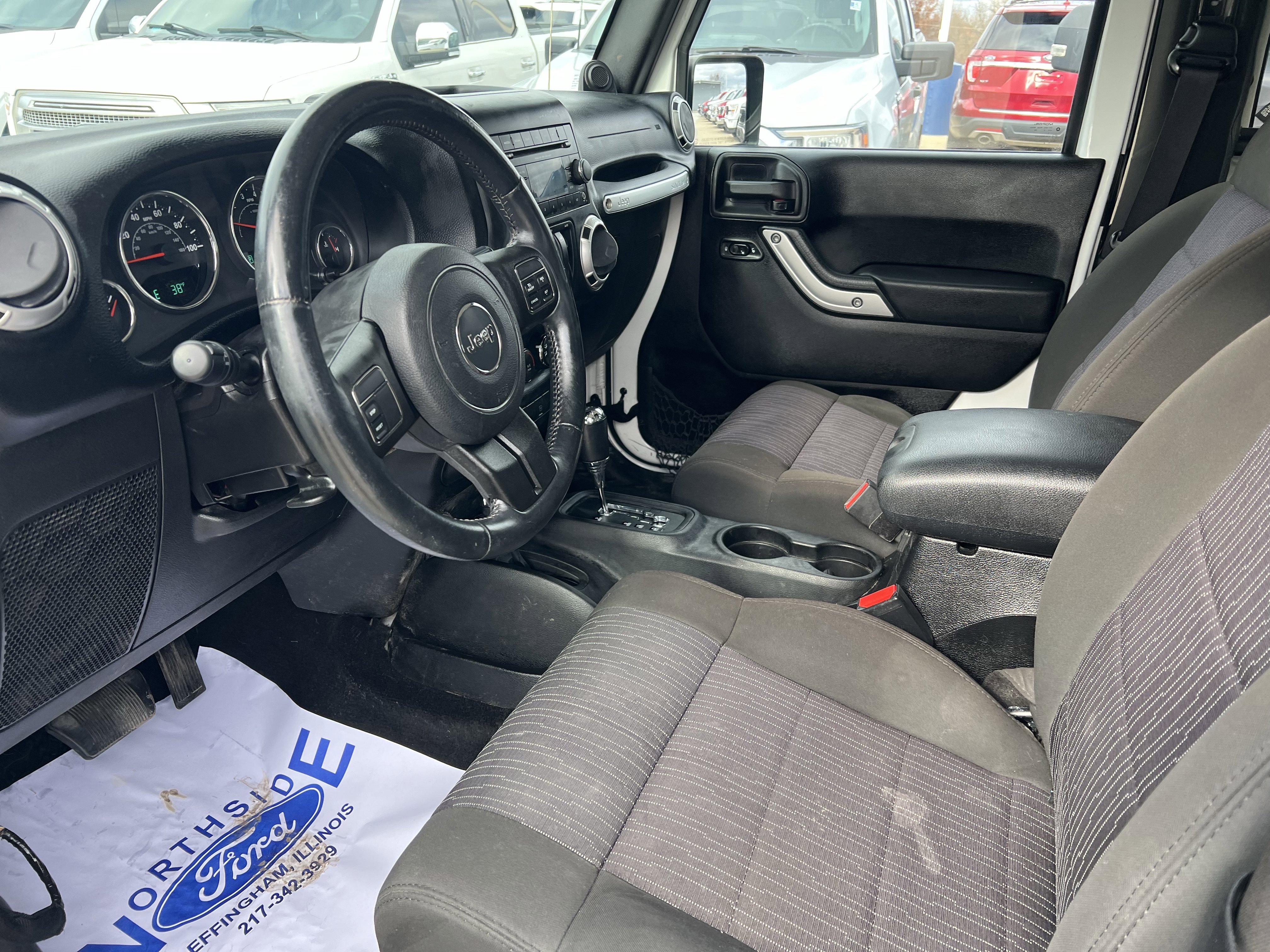 Used 2012 Jeep Wrangler Sahara image 22