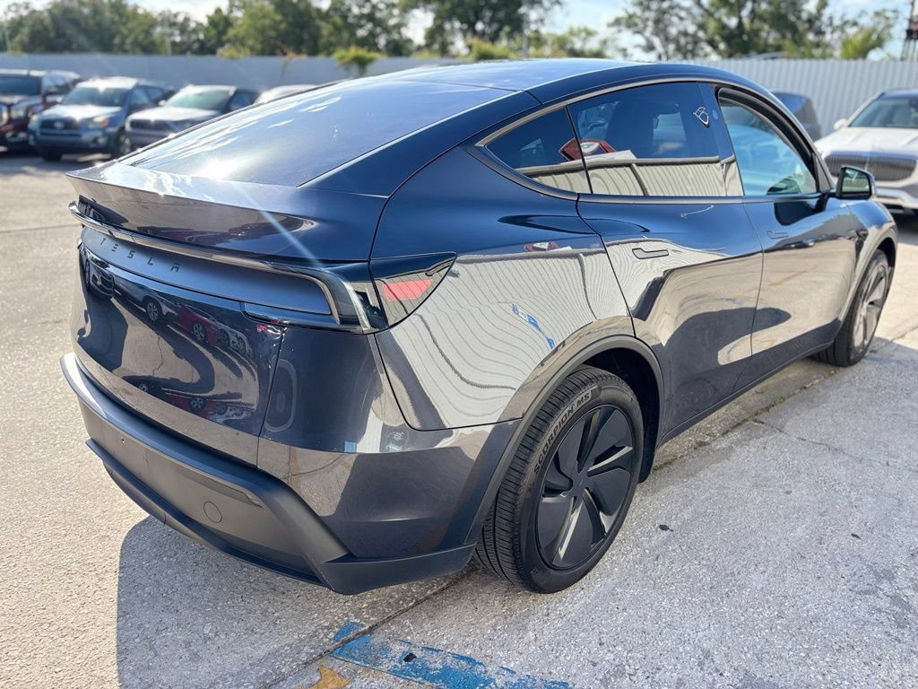 Used 2026 Tesla Model Y 2WD image 5