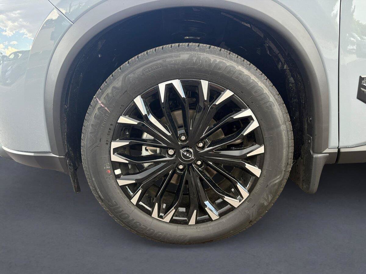 New 2026 Nissan Rogue Dark Armor AWD/4WD image 14