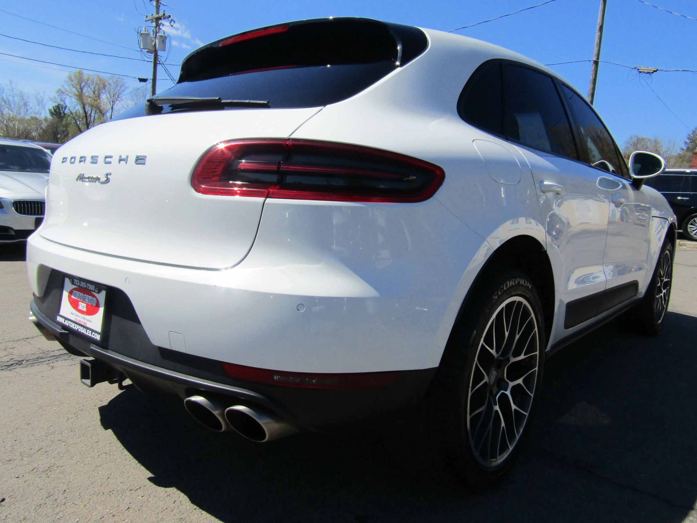 Used 2015 Porsche Macan S w/ Premium Package Plus image 7