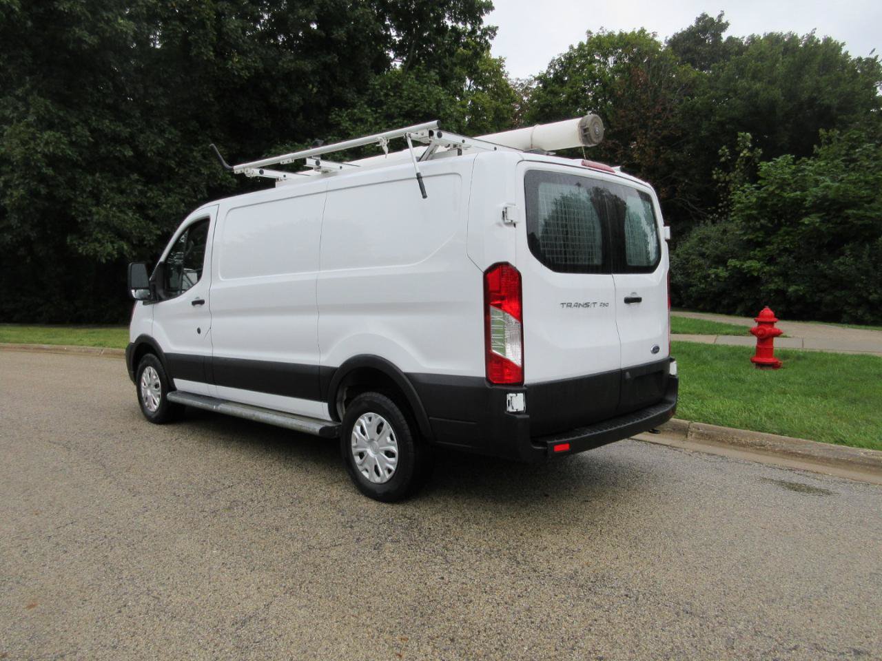 Used 2020 Ford Transit 250 Low Roof w/ Exterior Upgrade Package RWD image 34