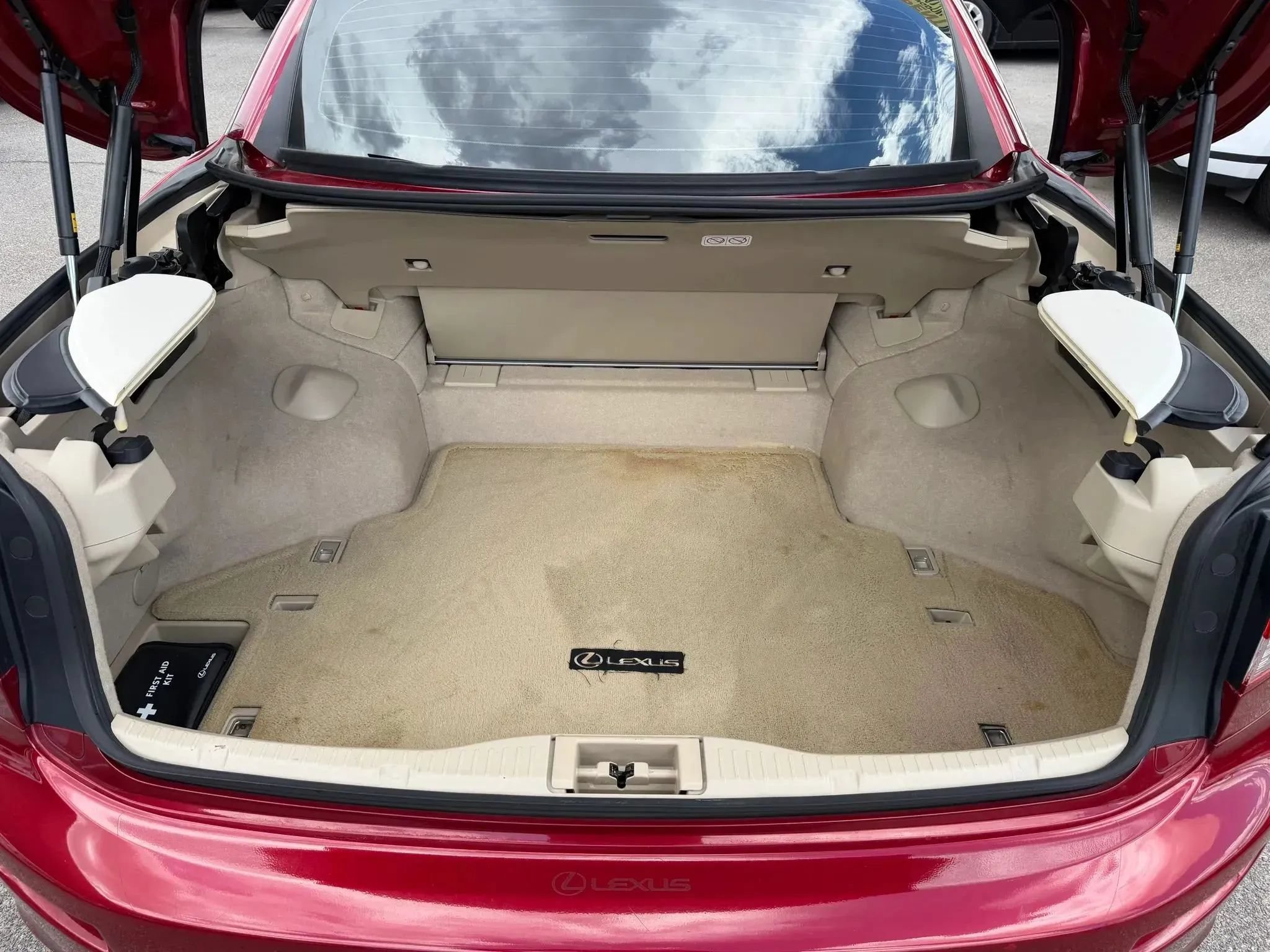Used 2010 Lexus IS 250C RWD image 32