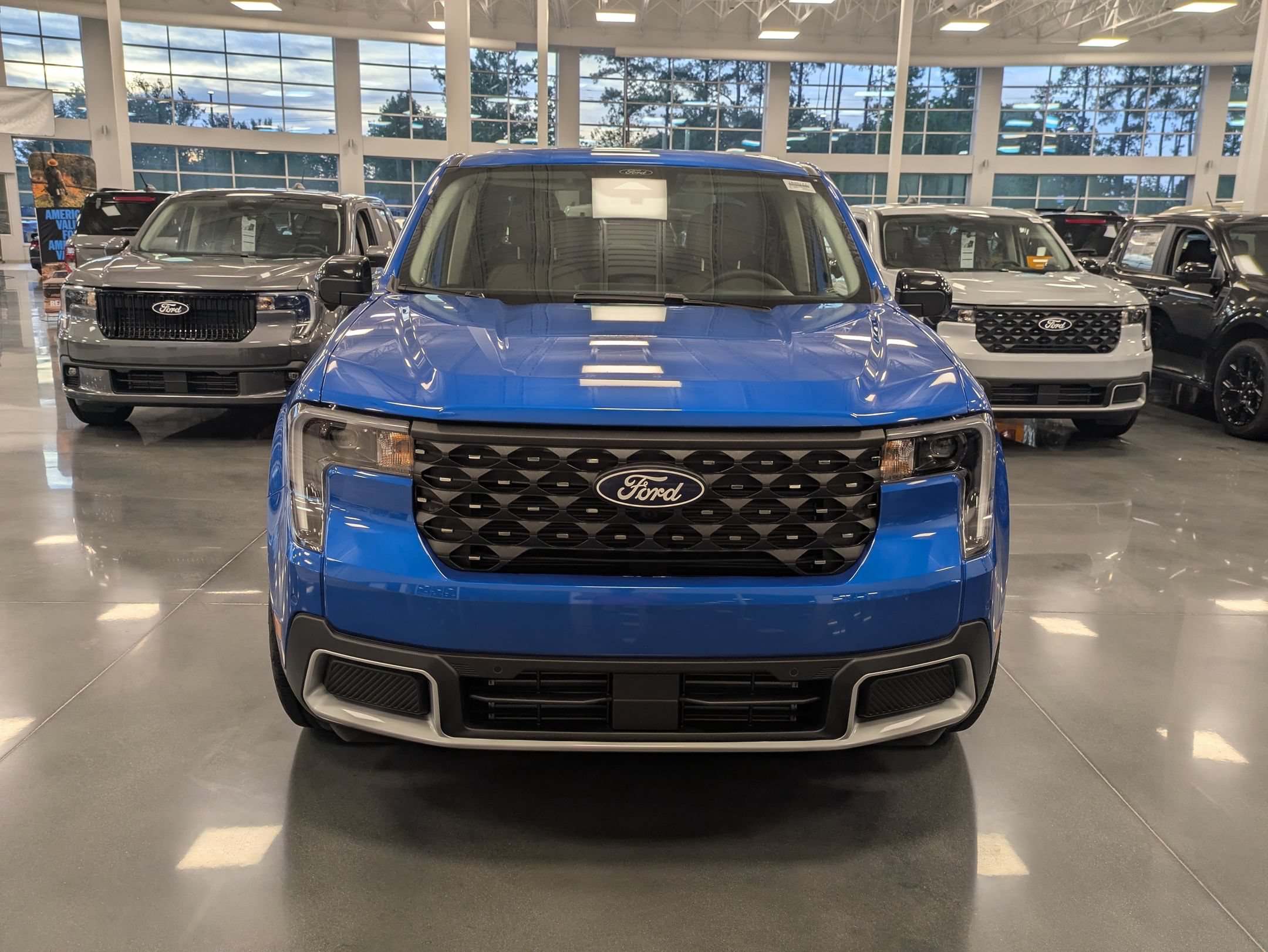 New 2026 Ford Maverick Lariat w/ 4K Tow Package AWD/4WD image 9