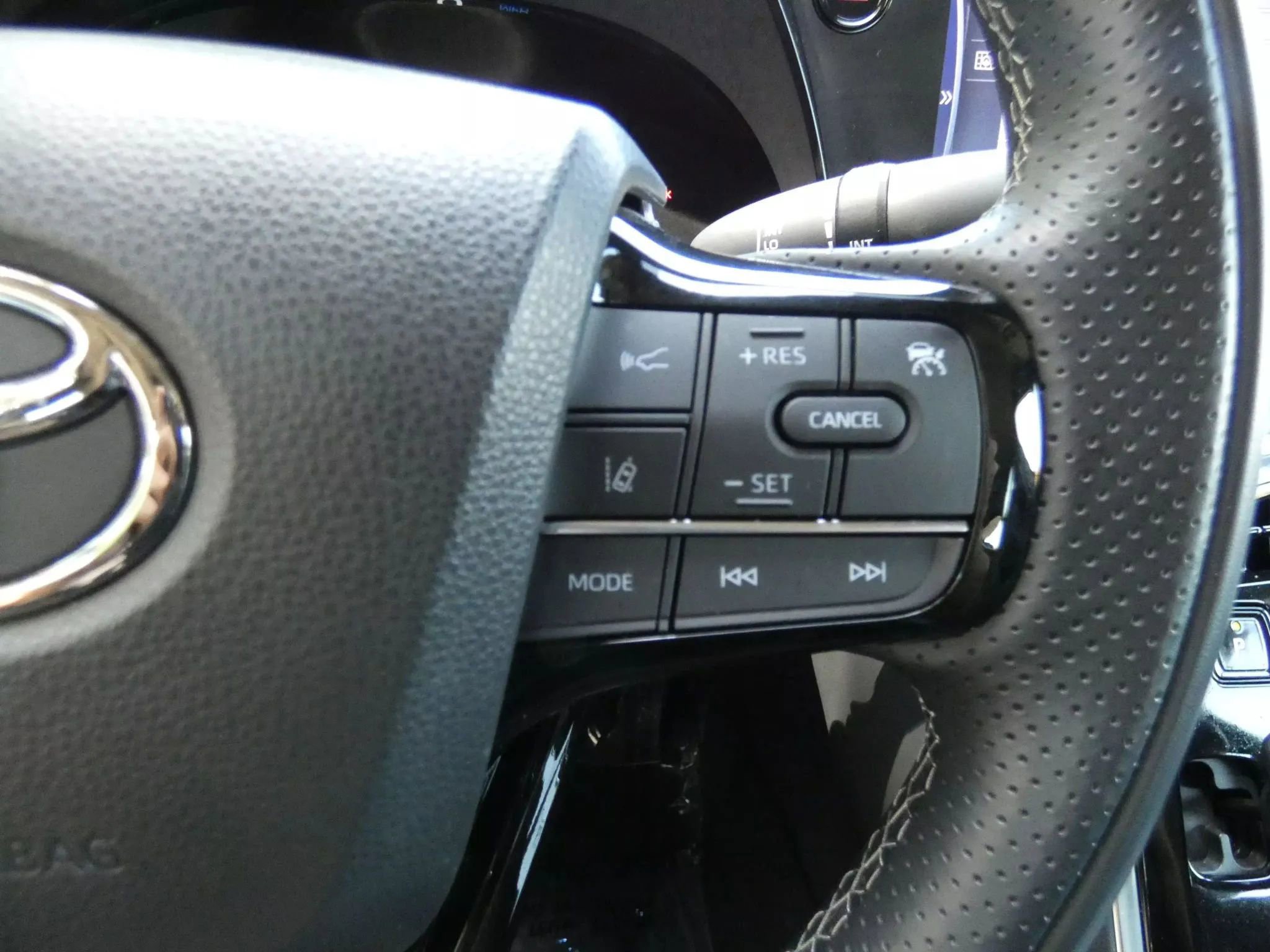 Used 2022 Toyota Mirai XLE Sedan 4D image 48