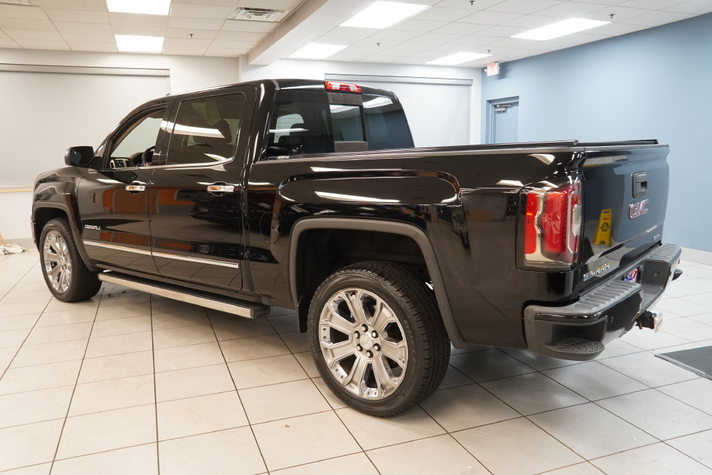 Used 2016 GMC Sierra 1500 Denali w/ Denali Ultimate Package AWD/4WD image 8