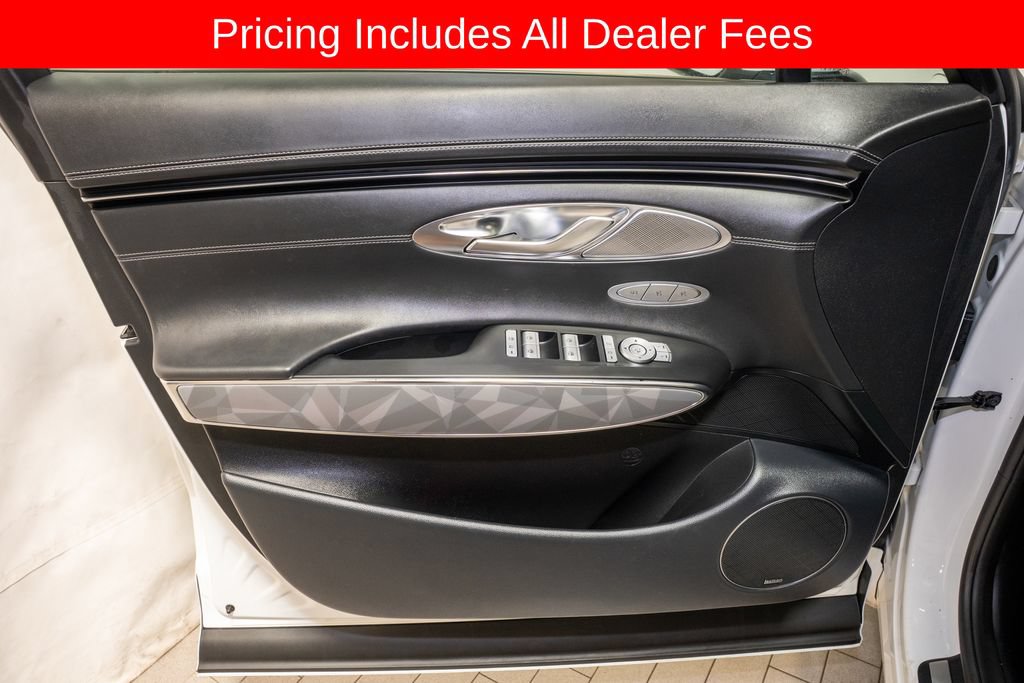 Used 2022 Genesis GV70 3.5T Sport w/ Sport Advanced Package AWD/4WD image 14