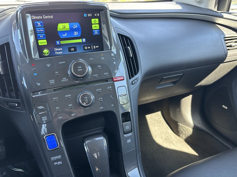 Used 2011 Chevrolet Volt Premium w/ Premium Trim Package FWD image 38