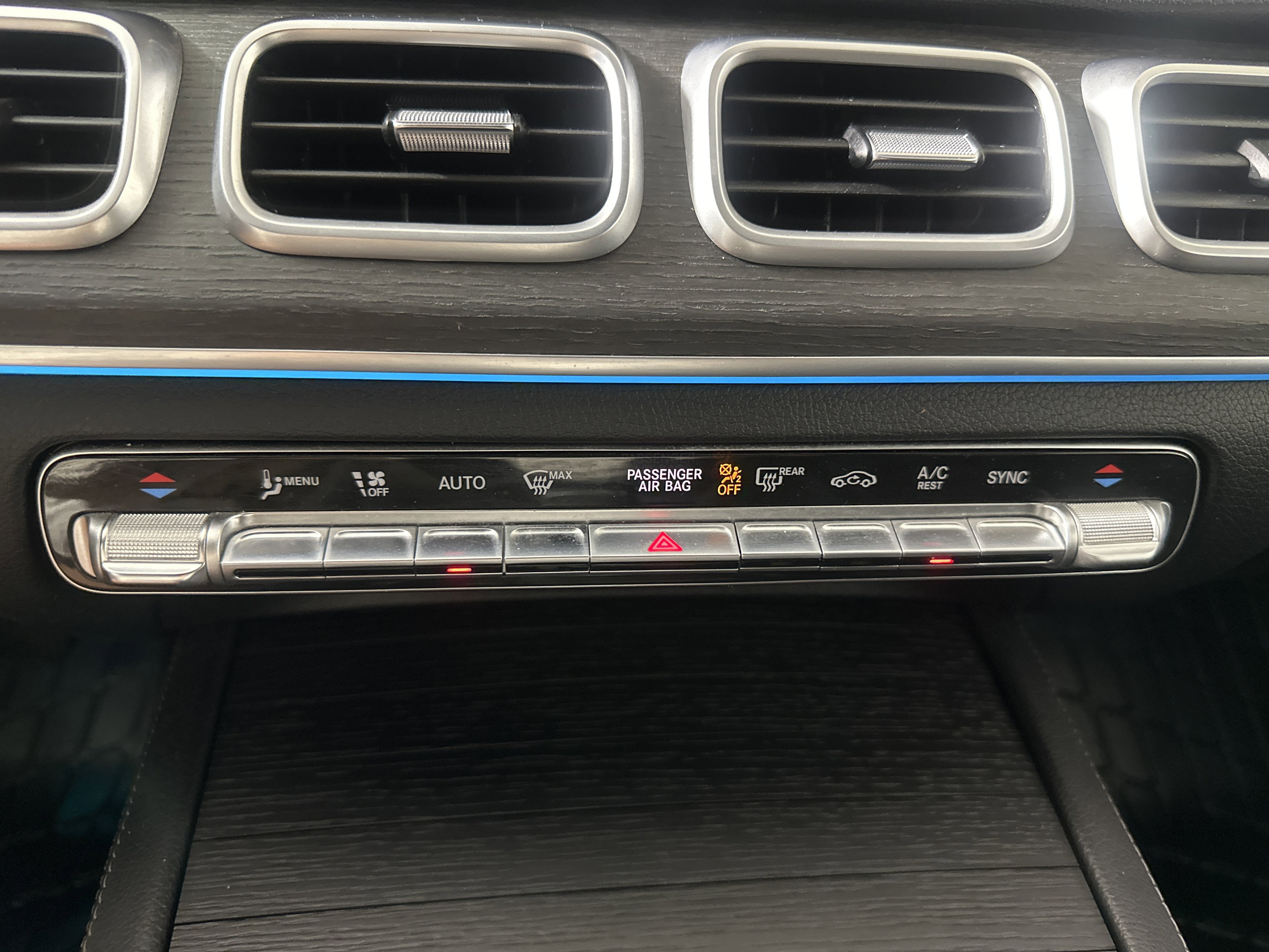 Used 2022 Mercedes-Benz GLE 350 4MATIC image 17