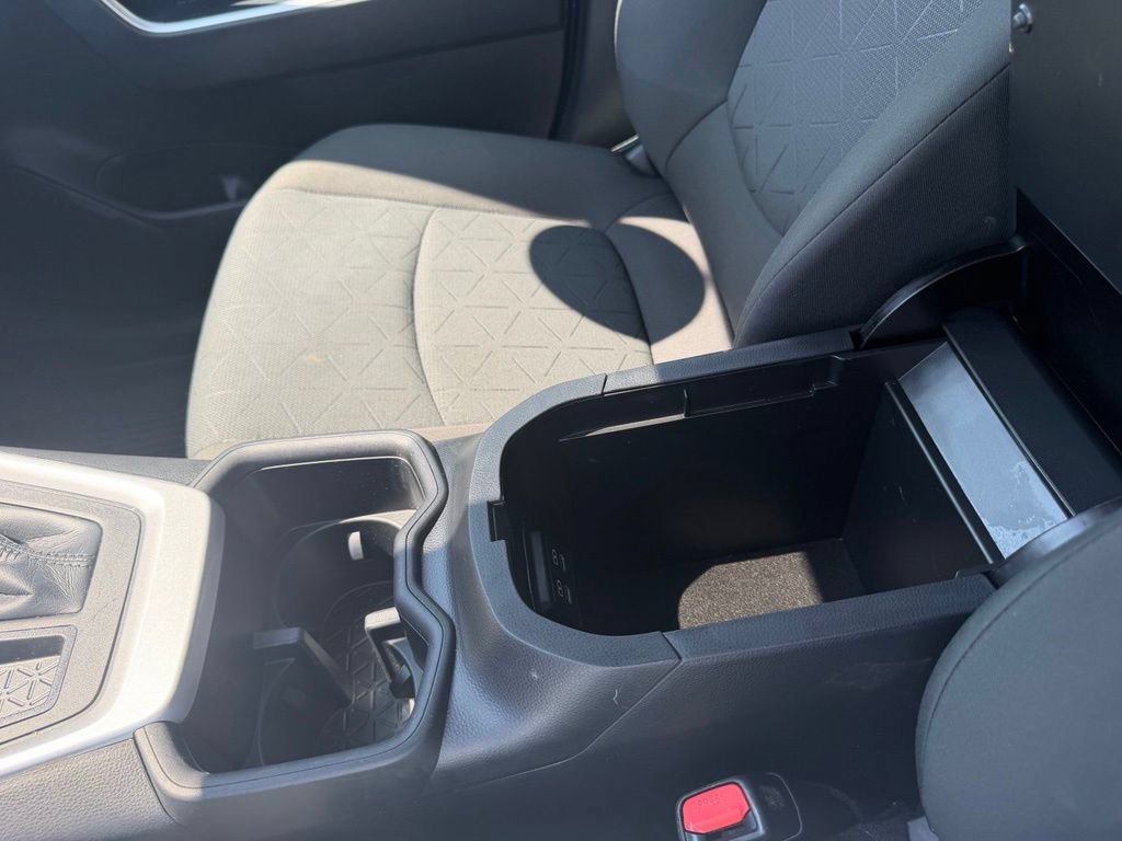 Used 2023 Toyota RAV4 XLE FWD image 25