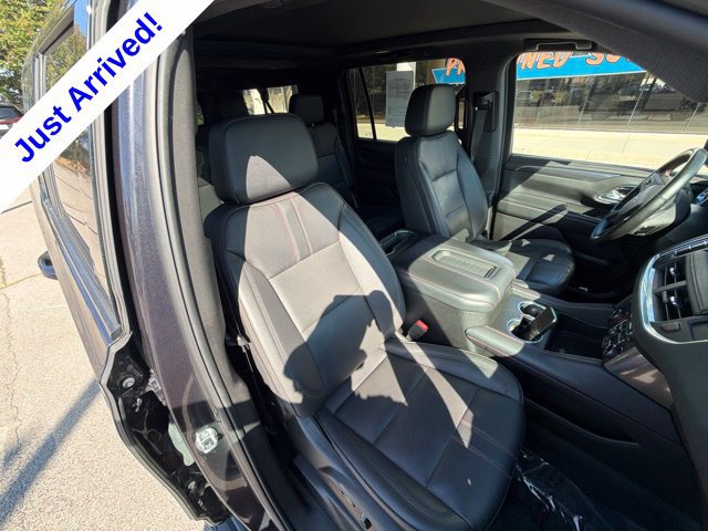 Used 2024 Chevrolet Suburban RST w/ Luxury Package AWD/4WD image 27