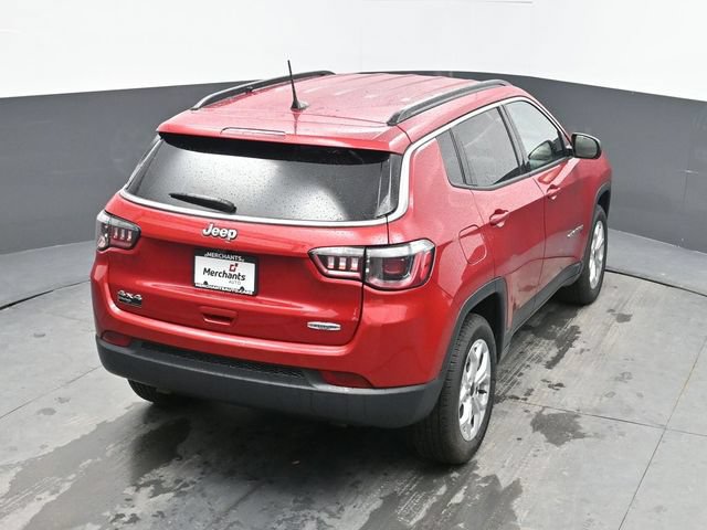 Used 2025 Jeep Compass Latitude AWD/4WD image 22