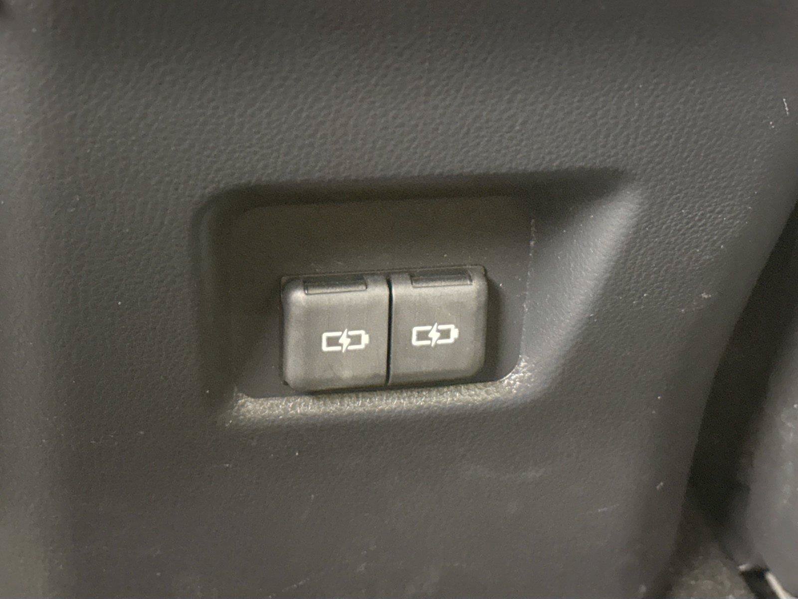 Used 2025 Toyota RAV4 XLE Premium AWD/4WD image 36