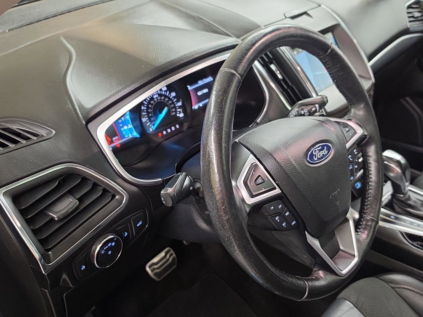 Used 2018 Ford Edge Sport w/ Technology Package AWD/4WD image 5