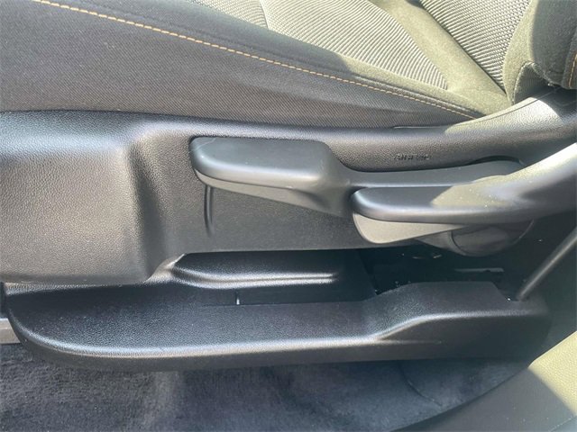 Used 2021 Chevrolet Traverse LS image 15