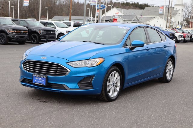 Used 2020 Ford Fusion SE image 16