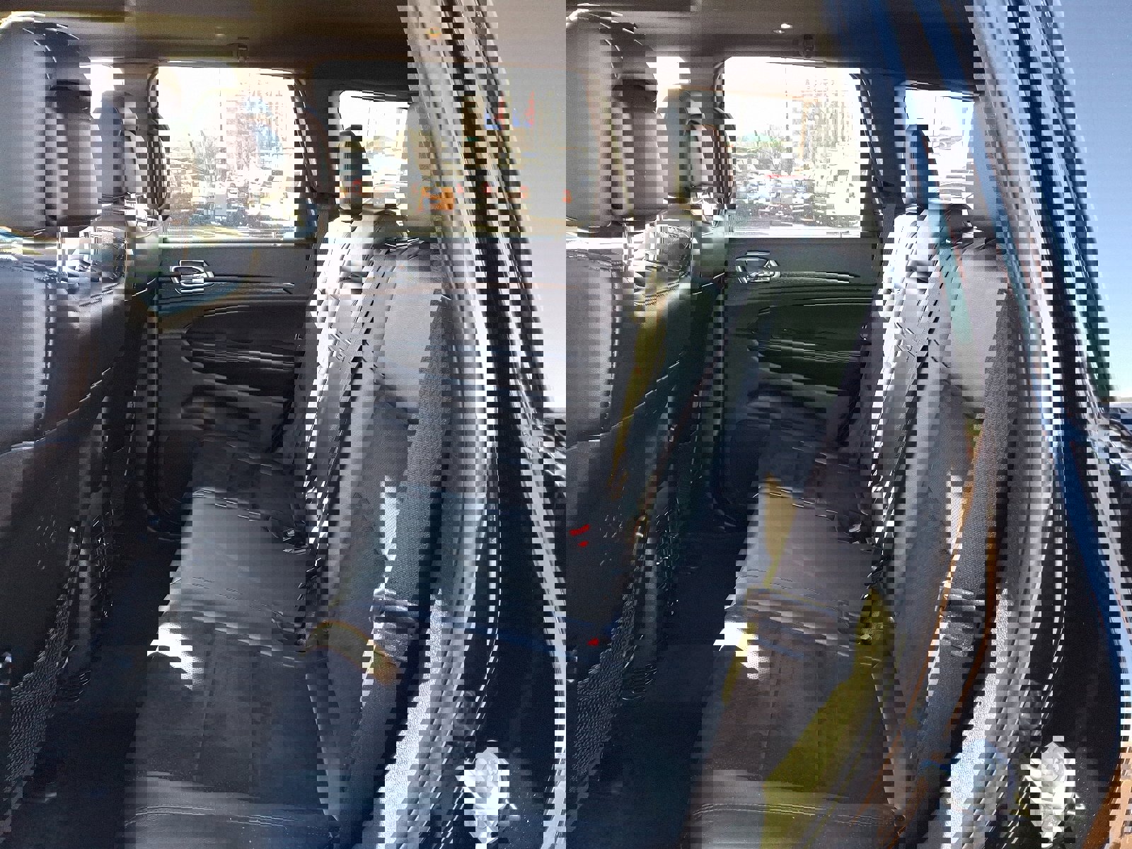 Used 2018 Jeep Grand Cherokee Altitude image 10