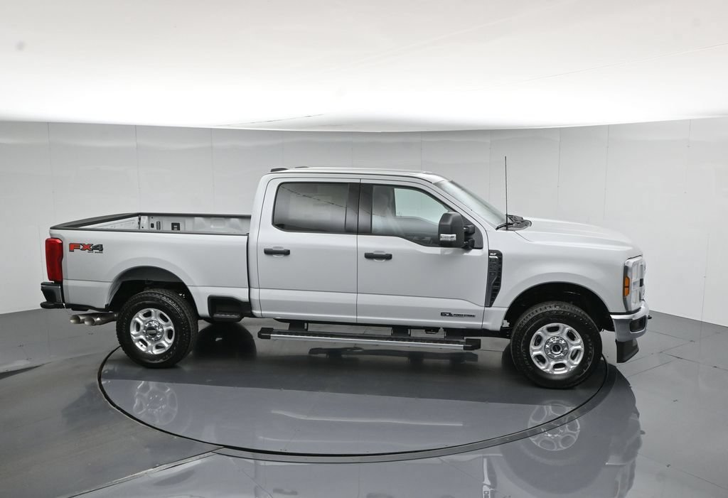 New 2026 Ford F250 XLT w/ FX4 Off-Road Package AWD/4WD image 52