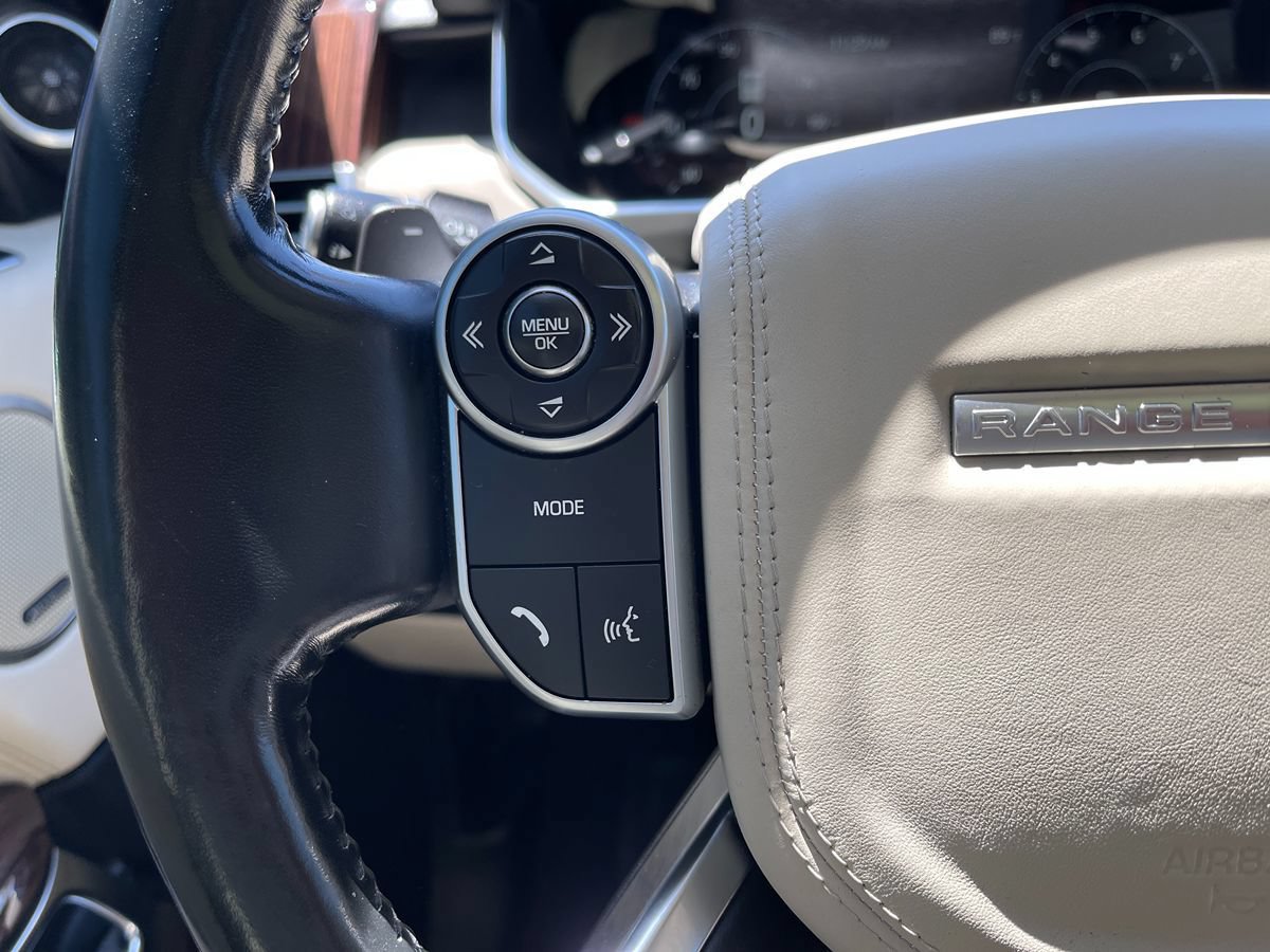Used 2017 Land Rover Range Rover HSE AWD/4WD image 34