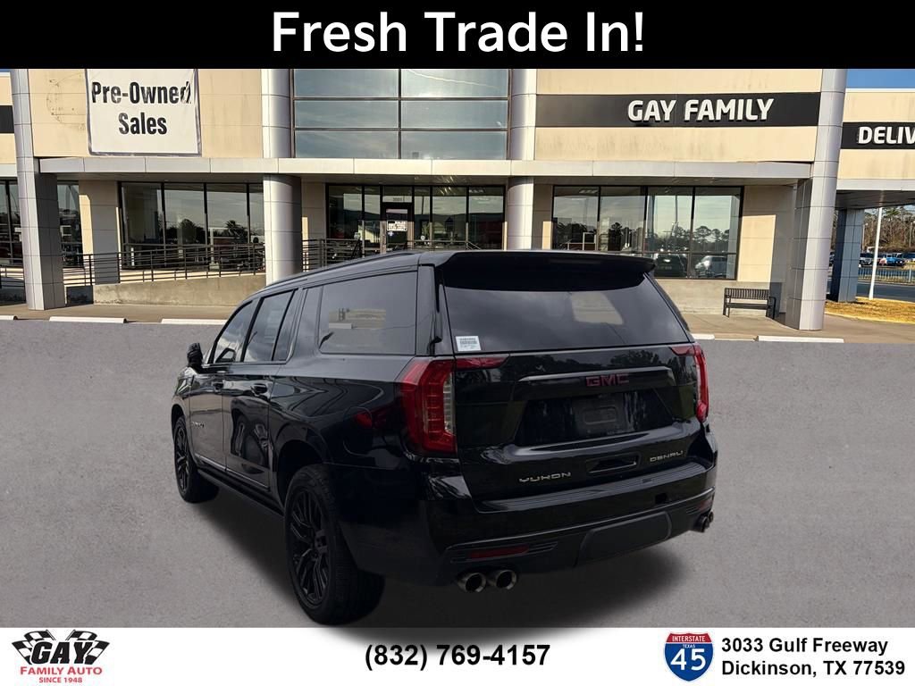 Used 2021 GMC Yukon XL Denali w/ Denali Premium Package image 7