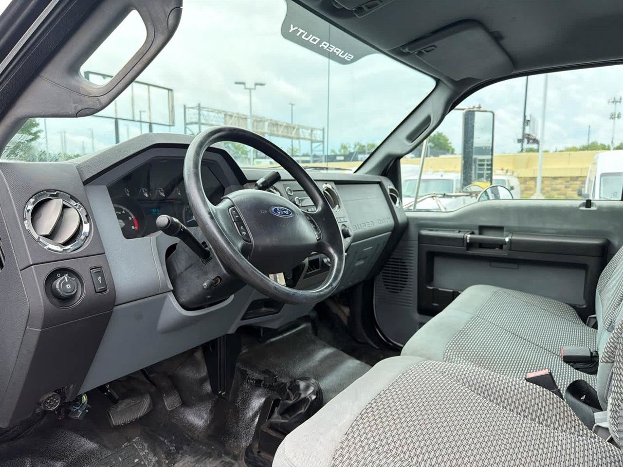 Used 2013 Ford F650 2WD Regular Cab Super Duty image 10