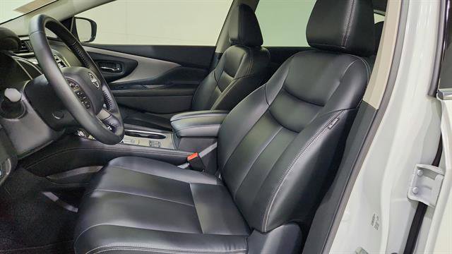 Certified 2024 Nissan Murano SV w/ SV Midnight Edition Package image 12