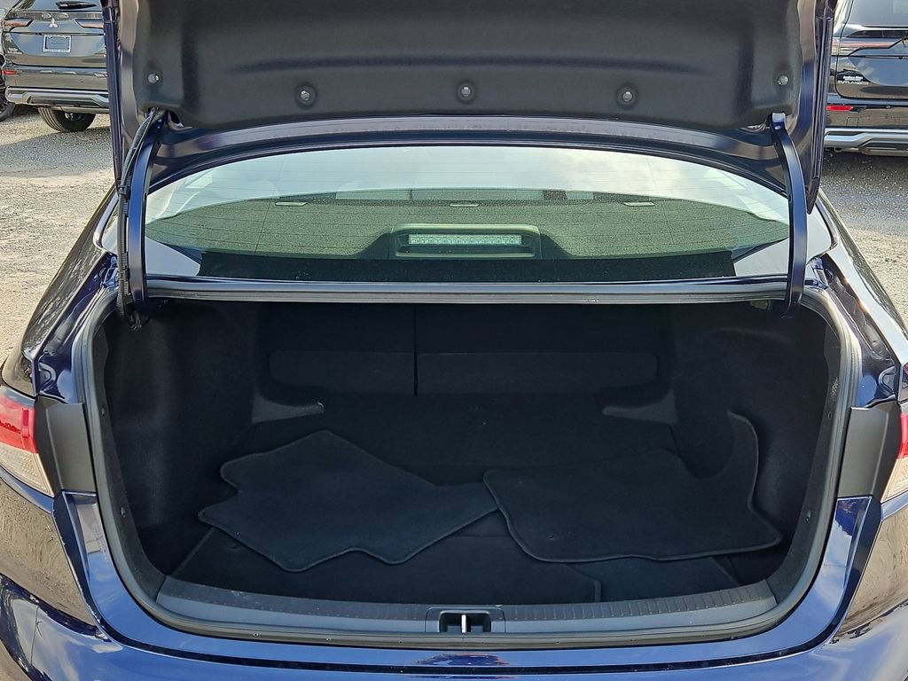 Used 2021 Toyota Corolla LE w/ LE Convenience Package image 8