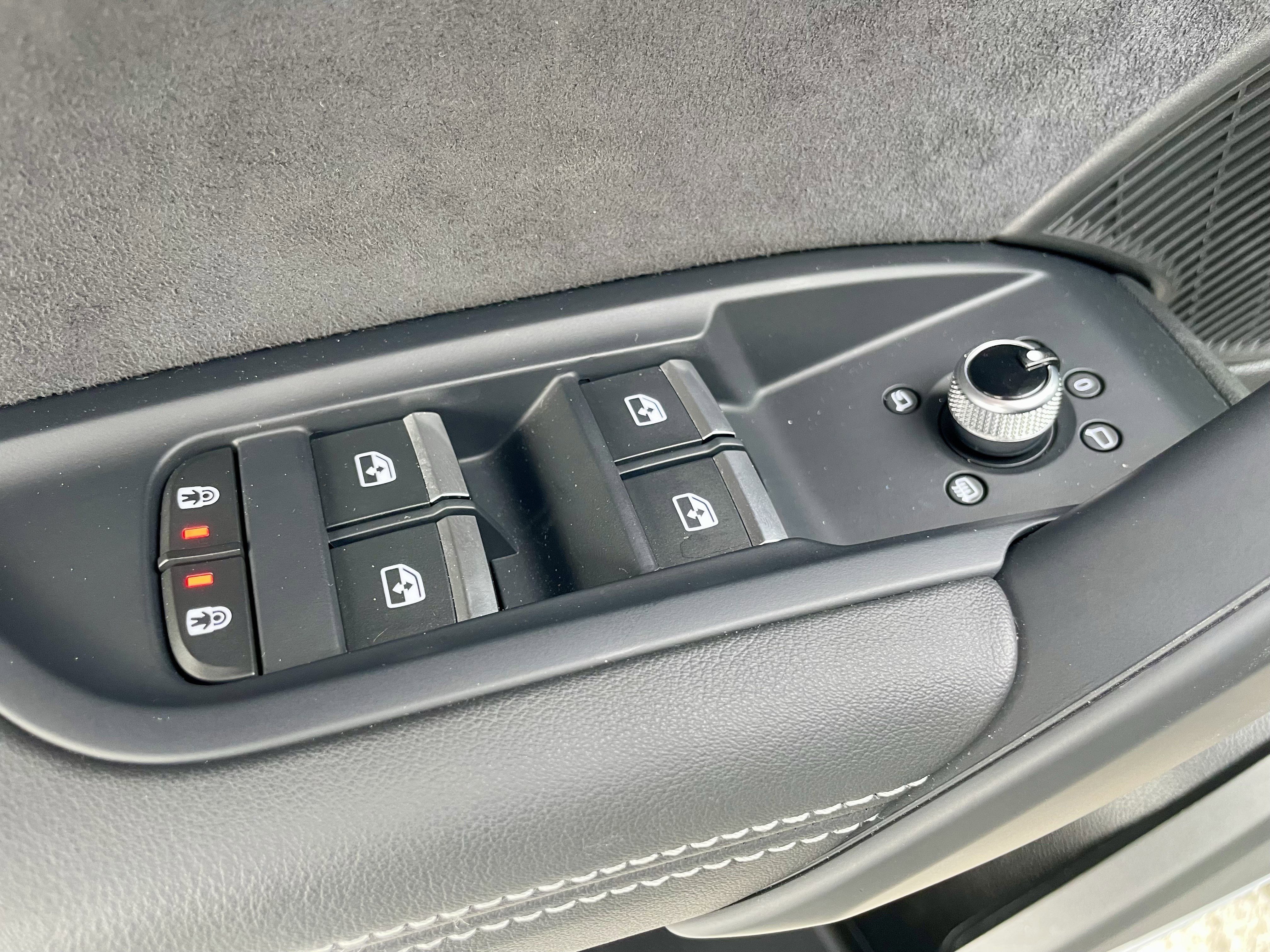 Used 2024 Audi SQ5 Premium Plus w/ Premium Plus Package image 11