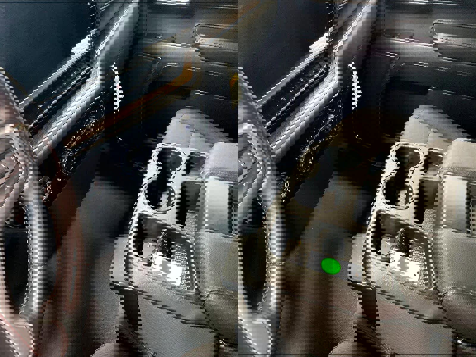 Used 2024 Chevrolet Silverado 1500 LT AWD/4WD image 20