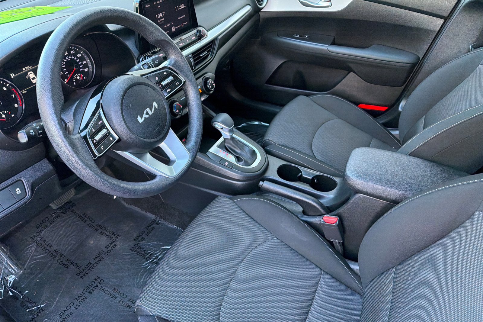 Used 2024 Kia Forte LXS image 10