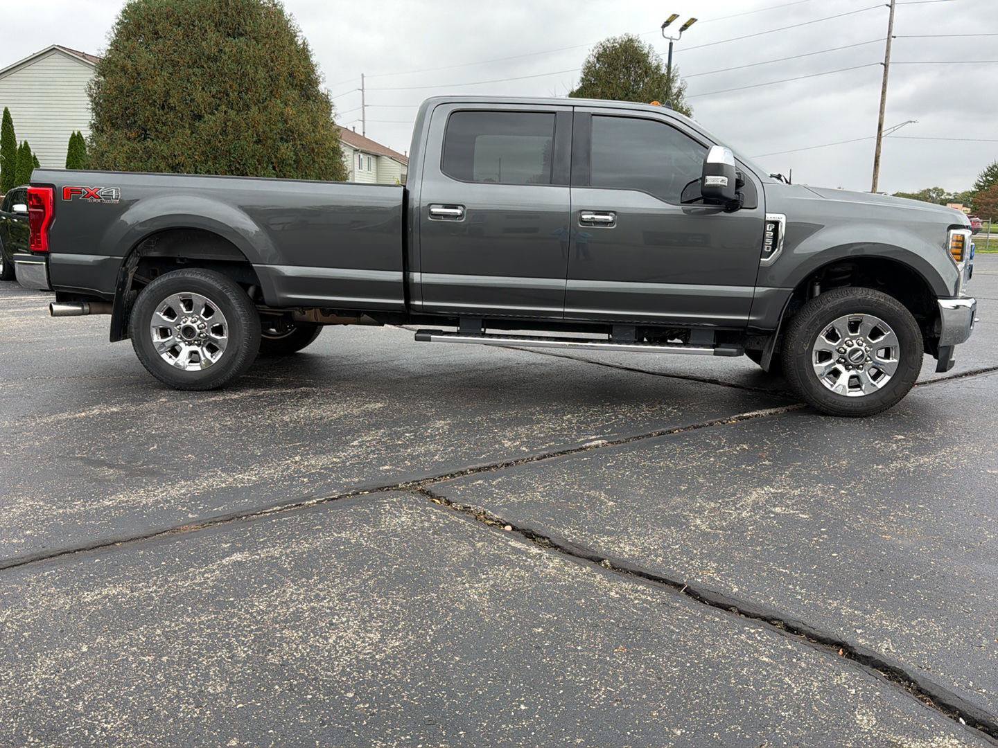 Used 2019 Ford F250 Lariat w/ Lariat Ultimate Package AWD/4WD image 4