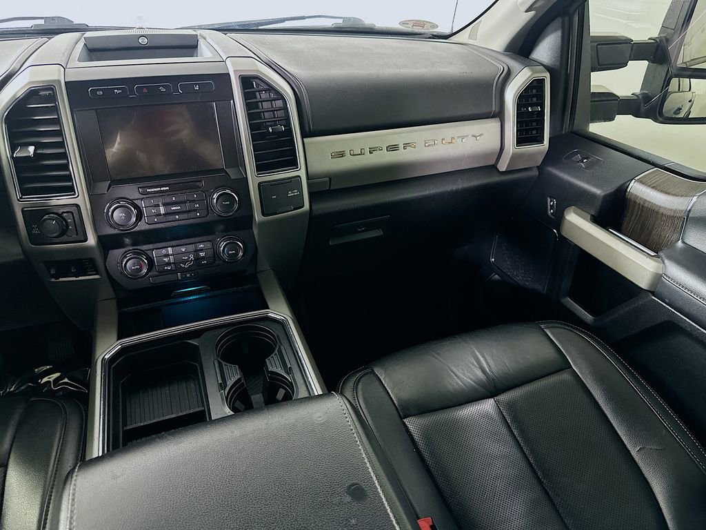 Used 2021 Ford F250 Lariat image 19