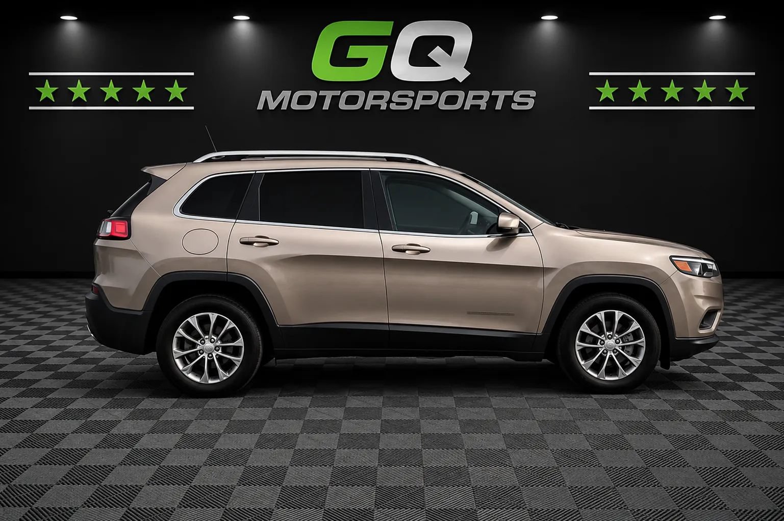Used 2019 Jeep Cherokee Latitude Plus AWD/4WD image 8