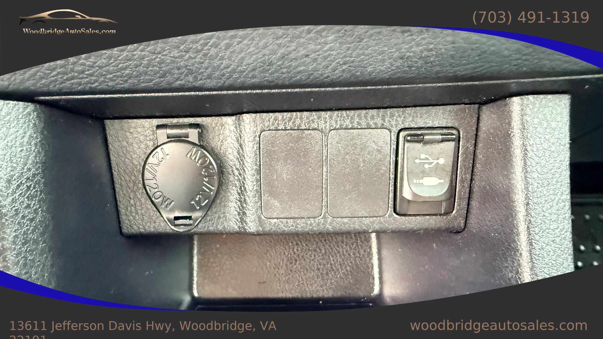 Used 2014 Toyota Corolla LE FWD image 18
