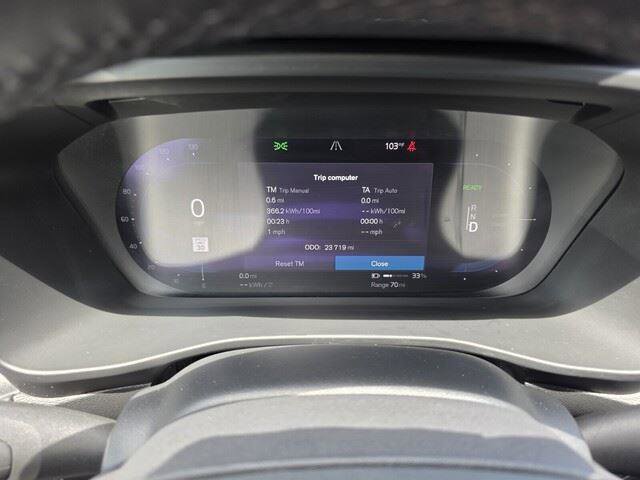 Used 2022 Volvo C40 P8 Recharge Ultimate image 24