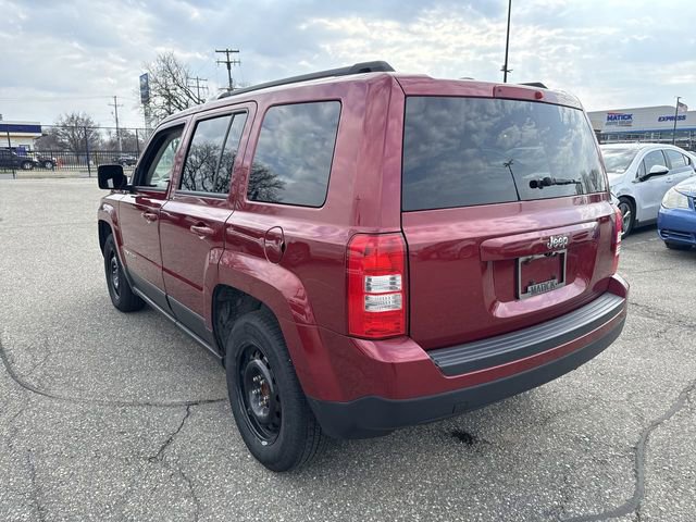 Used 2017 Jeep Patriot Sport w/ Power Value Group image 4