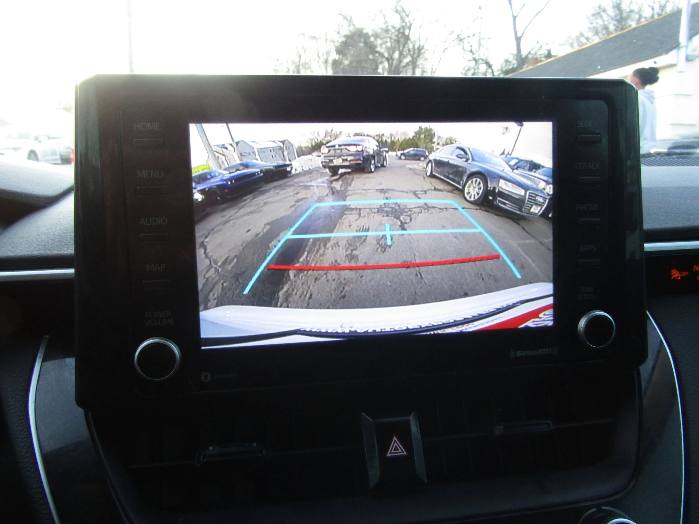 Used 2022 Toyota Corolla LE image 24