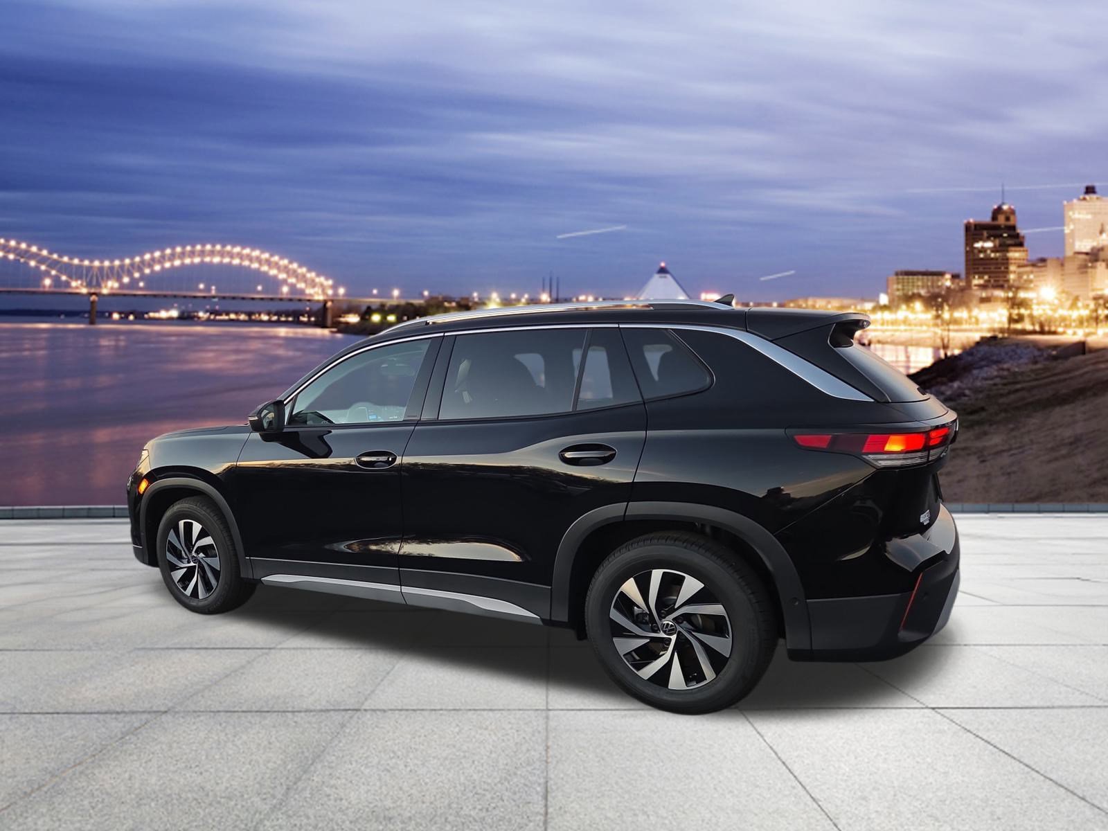 New 2026 Volkswagen Tiguan S image 3