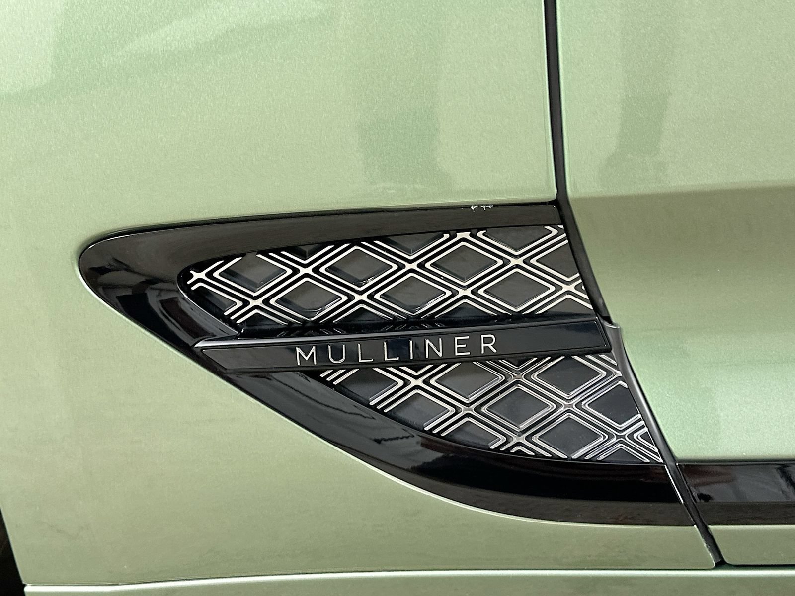 Used 2024 Bentley Continental GT Mulliner AWD/4WD image 51
