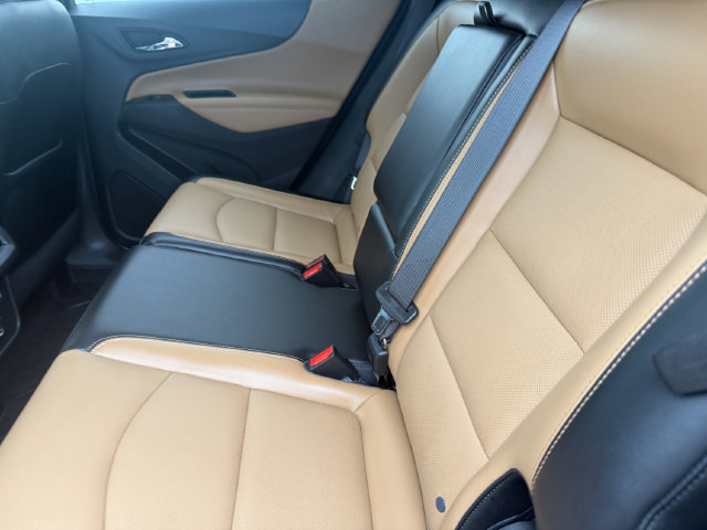 Used 2021 Chevrolet Equinox Premier FWD image 18
