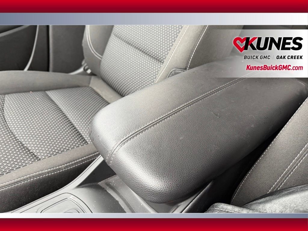 Used 2024 GMC Terrain SLE image 20