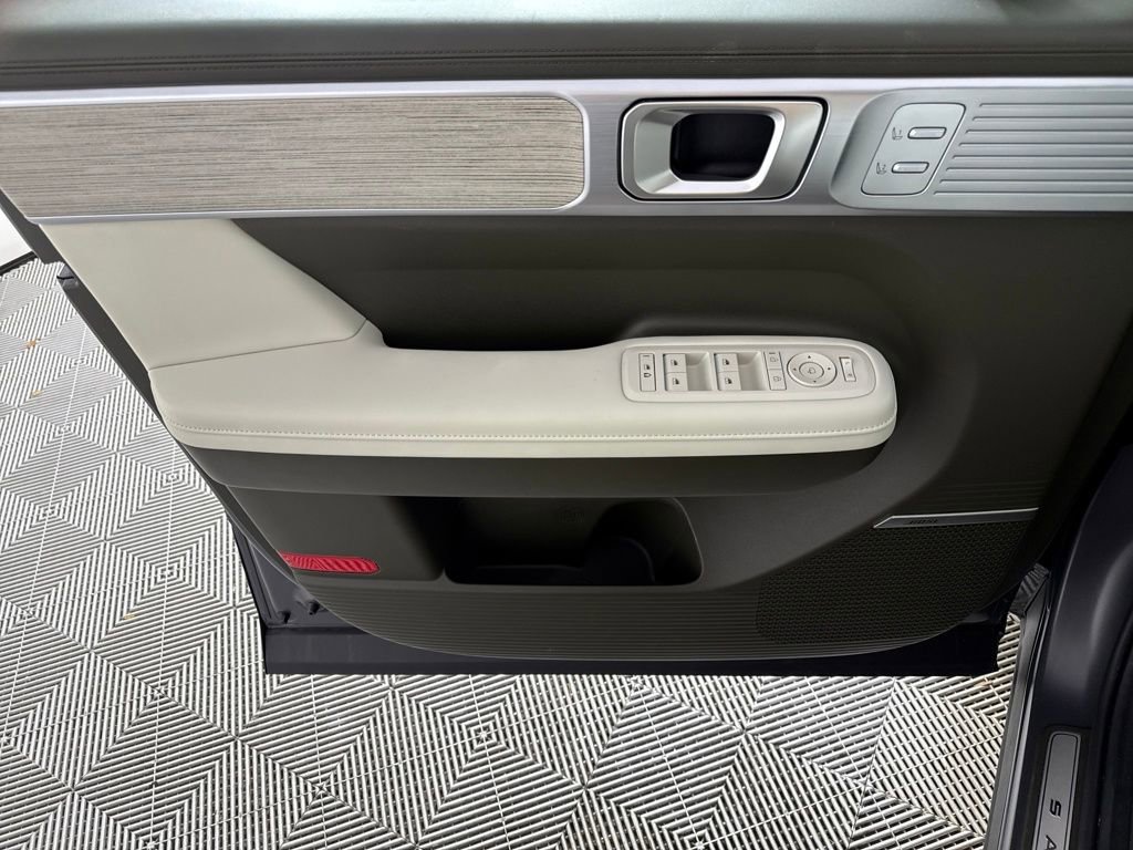 Certified 2025 Hyundai Santa Fe Calligraphy image 12