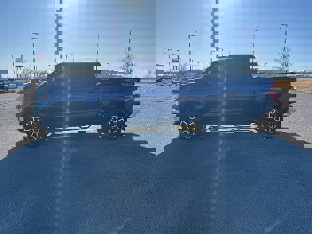 Used 2015 Toyota Tundra SR5 w/ TRD Off Road Package image 3