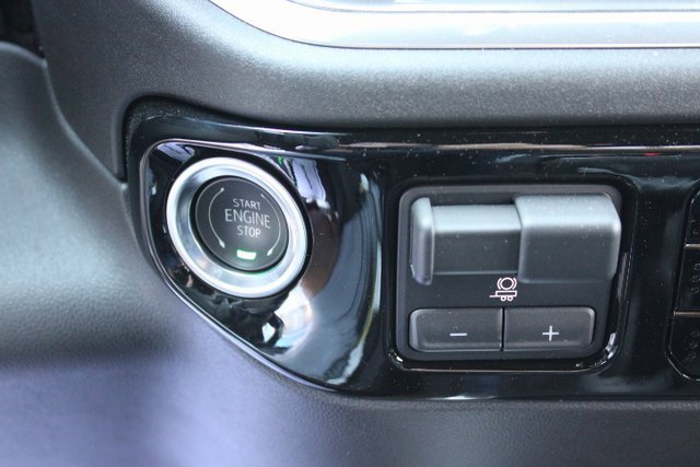 New 2025 Chevrolet Silverado 1500 High Country image 13