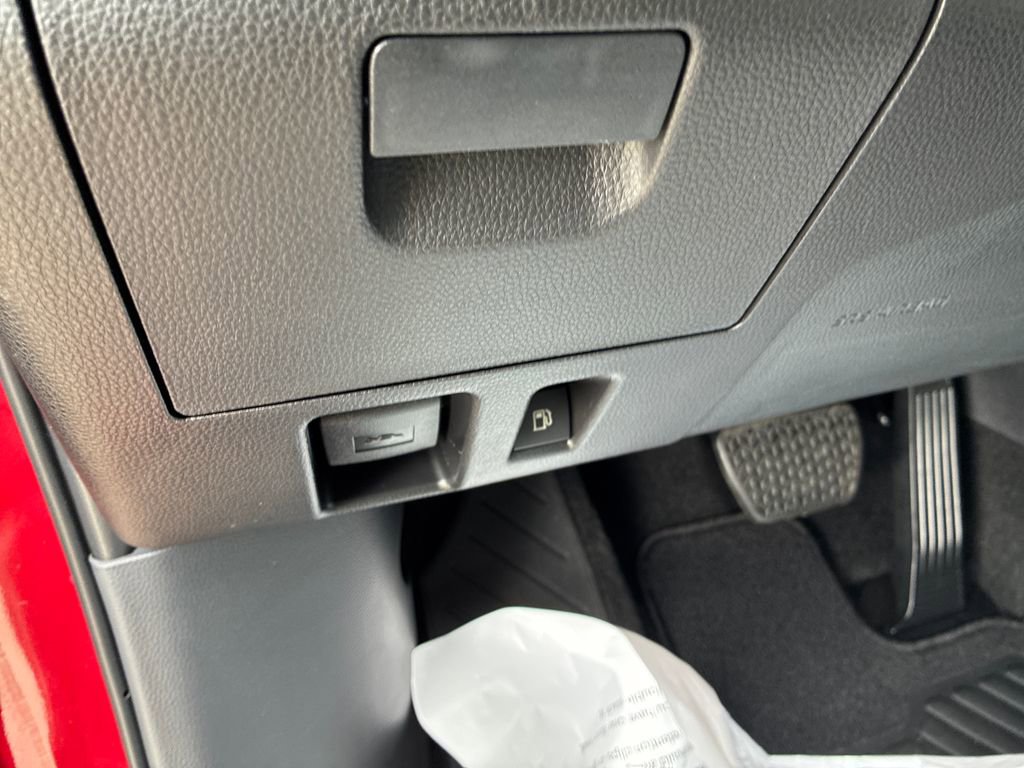 New 2026 Toyota Highlander XLE image 39