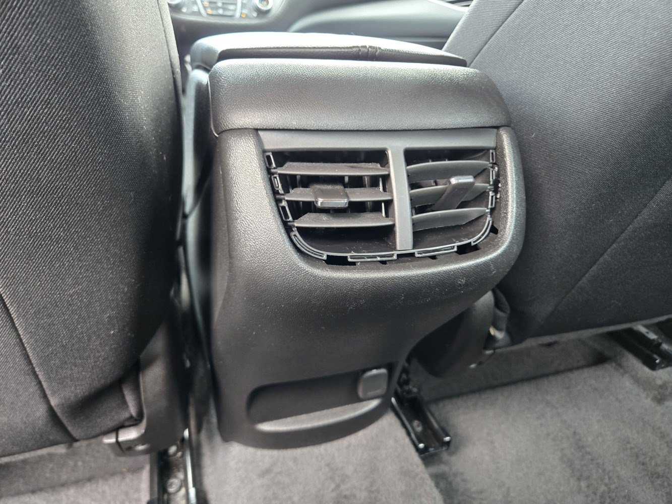 Used 2025 Chevrolet Malibu LT FWD image 27