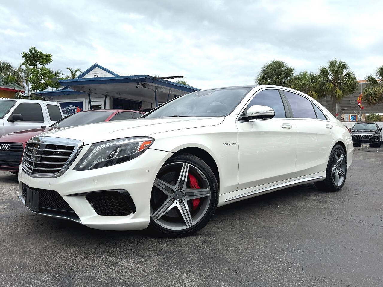 Used 2017 Mercedes-Benz S 63 AMG 4MATIC Sedan image 2