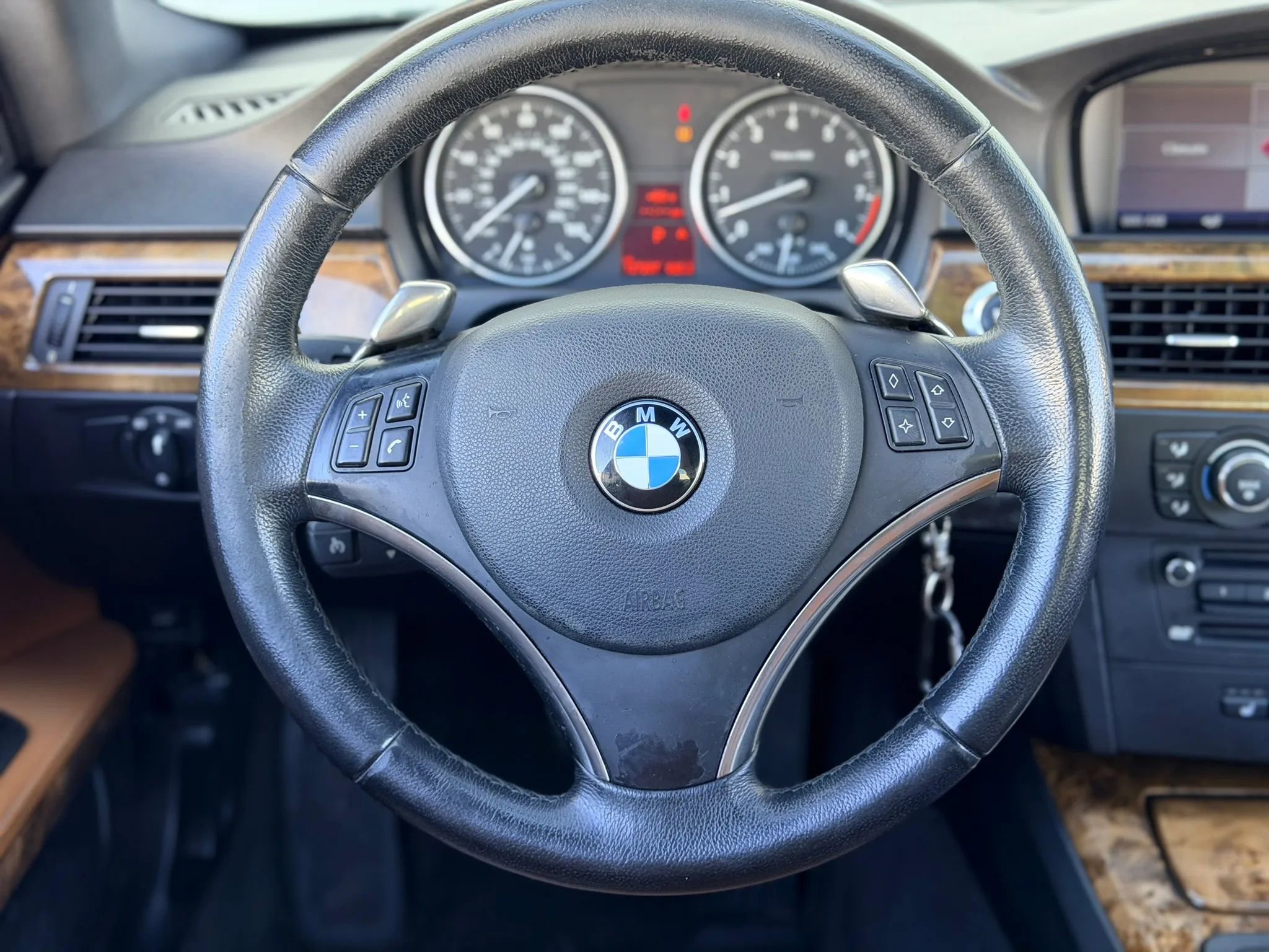 Used 2008 BMW 335xi Coupe w/ Premium Pkg image 17